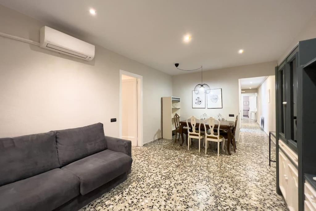 Appartamento Bebarceloner Eixample - 3 Bedrooms *